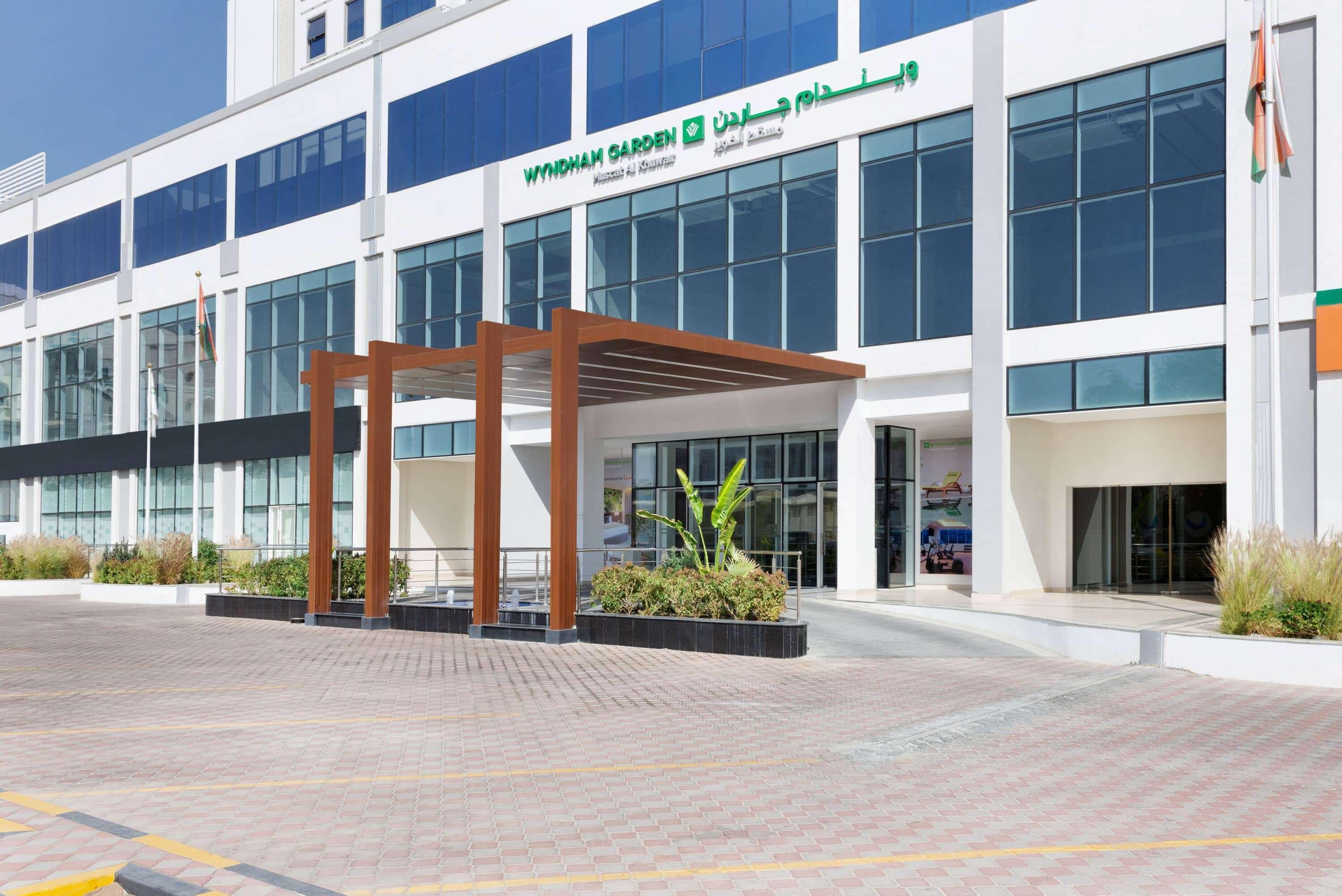 Hotel Wyndham Garden Muscat Al Khuwair Zewnętrze zdjęcie