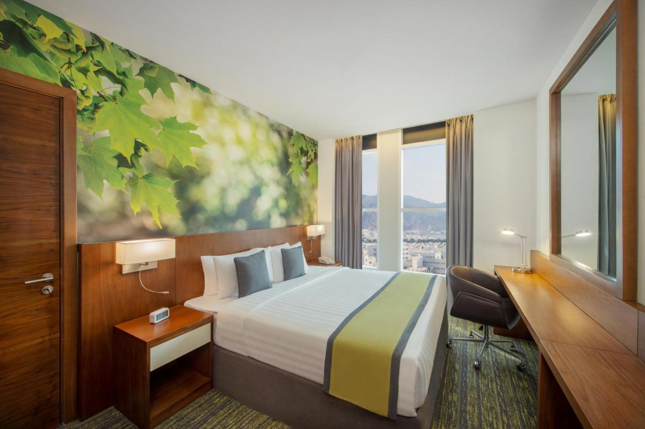 Hotel Wyndham Garden Muscat Al Khuwair Zewnętrze zdjęcie